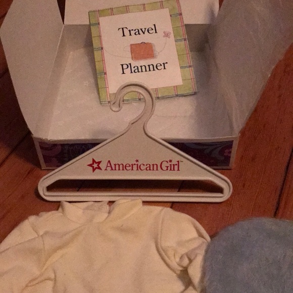 Retired American Girl Sightseeing Outfit in box - Picture 6 of 8